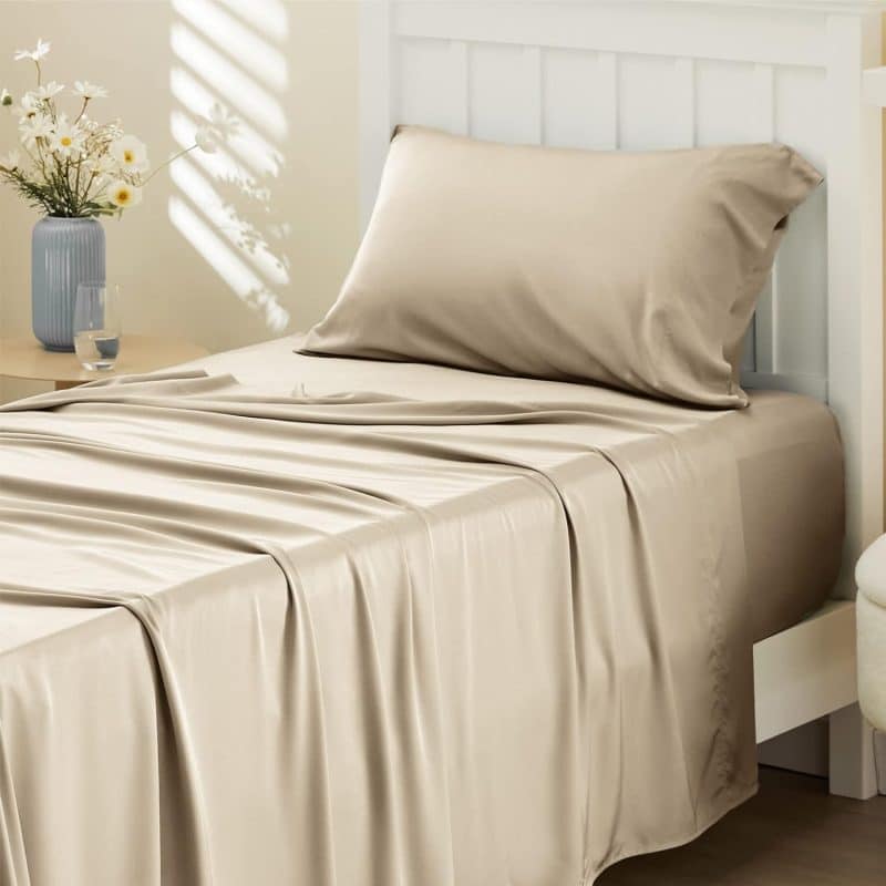 Bedsure Bed Sheet Set (Rayon Derived from Bamboo) - Image 8