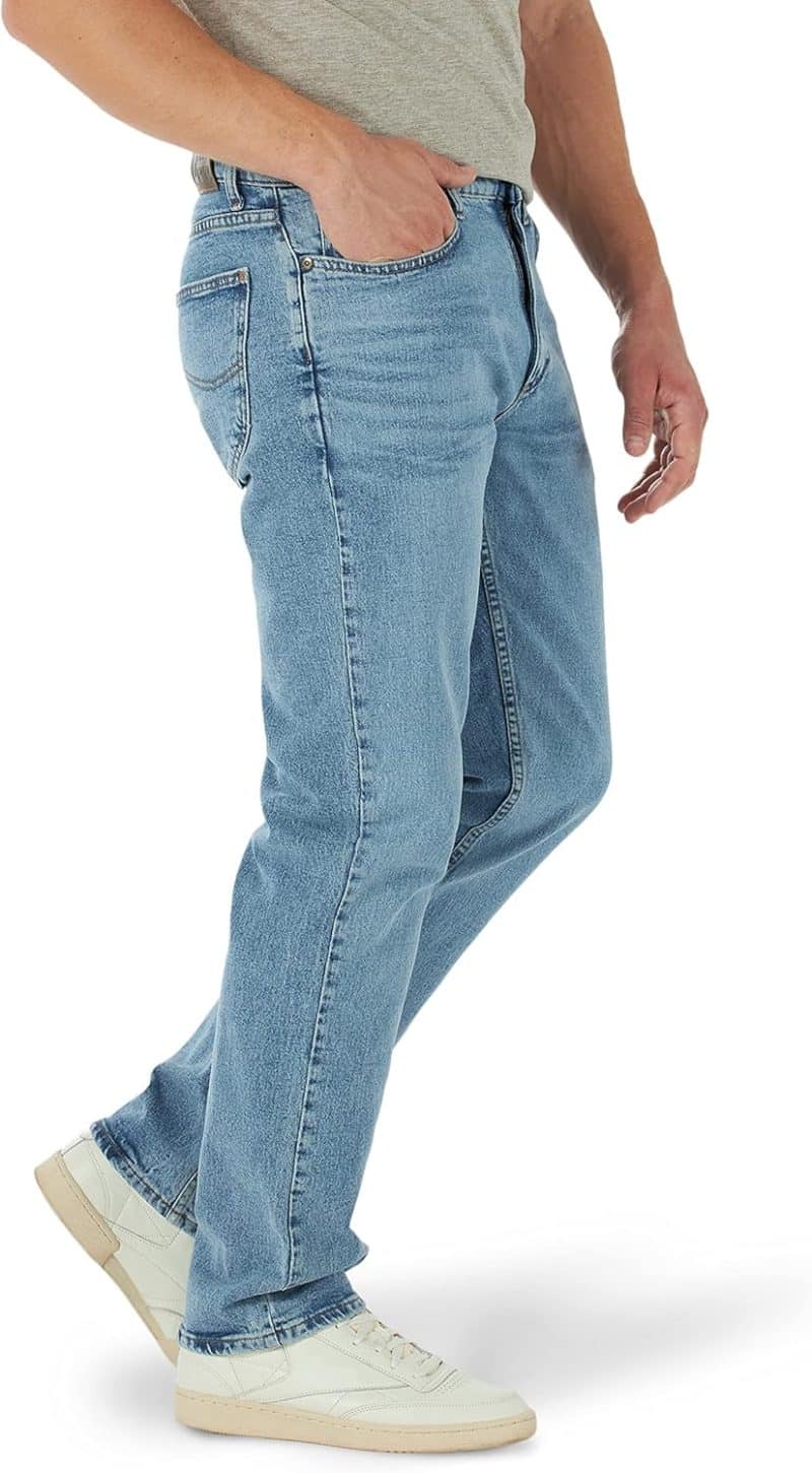 Lee Men's Legendary Relaxed Straight Jean - Image 32