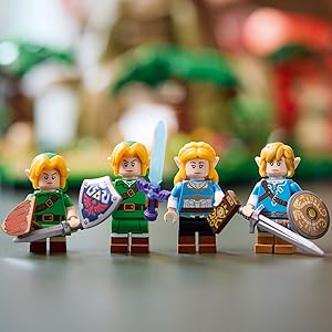 Features Princess Zelda and 3 minifigure versions of Link.