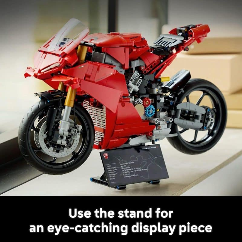 LEGO Technic Ducati Panigale V4 S Motorcycle (42202) - Image 6