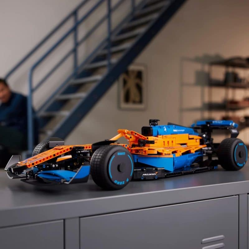 LEGO Technic McLaren Formula 1™ Race Car (42141) - Image 14