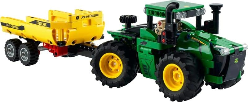 LEGO Technic John Deere 9620R 4WD Tractor (42136) - Image 5